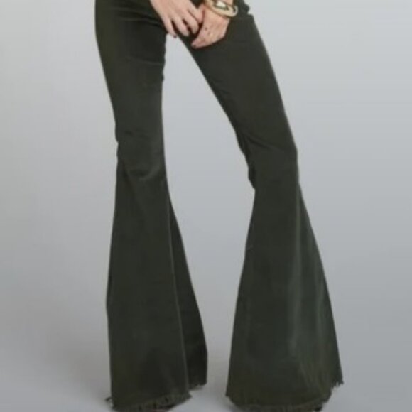 Show Me Your MuMu Green Corduroy Cam Cam Bells Pull On Pant Sz Med MSRP $162 - Picture 3 of 10